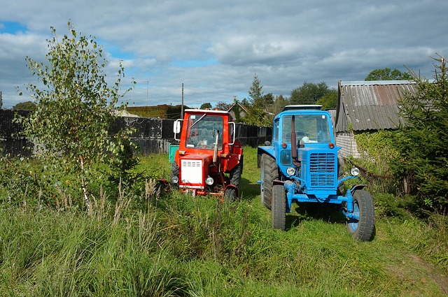 dva traktory